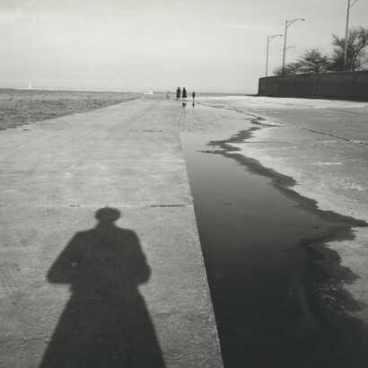 Vivian Maier, 1956. © Estate of Vivian Maier, Courtesy of Maloof Collection and Howard Greenberg Gallery, NY.