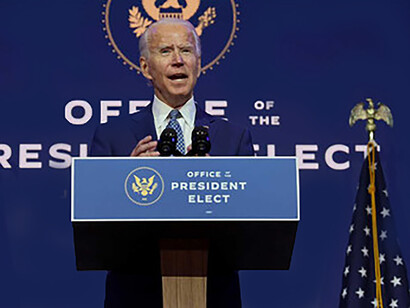 Joe Biden se dirige a los ciudadanos norteamericanos desde la oficina del presidente electo