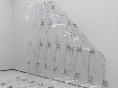 Anna-Lena Krause e Viktor Petrov, Through invisible walls, veduta della mostra. Per gentile concessione della Galleria Tempesta