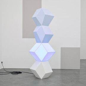 All images: New Wave Digits, Simon Lee Gallery, London, Installation view, courtesy the artist and Simon Lee Gallery, London and Hong Kong