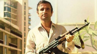 Tomás Alcoverro, en el balcón de su casa de Beirut, donde vive desde hace más de 50 años, Beirut, Líbano