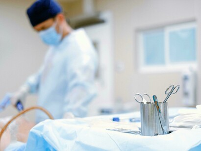 Siempre jugábamos a hacernos los muertos, tirados en la cama, pero aquí ya no