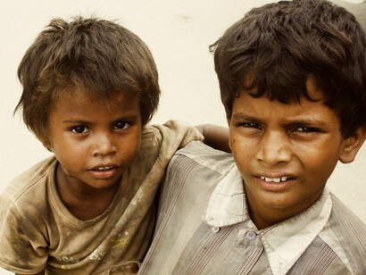 Meninos refugiados