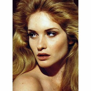 Collier Schorr, Jennifer (Head) 2002-2014, 48.6 x 64 inches, Polyester print. Courtesy Collier Schorr and 303 Gallery, New York