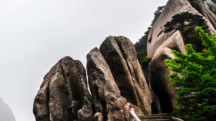 Yellow Mountains © Andrew Ermakov