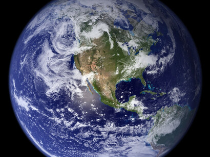 Il pianeta terra visto dal satellite