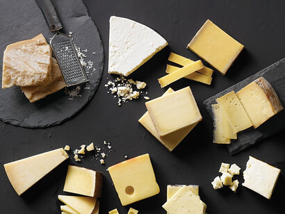 Attentively tasting the different flavours of cheese and coffee is a necessary step in experiencing how tastes and textures are changed once the items are combined