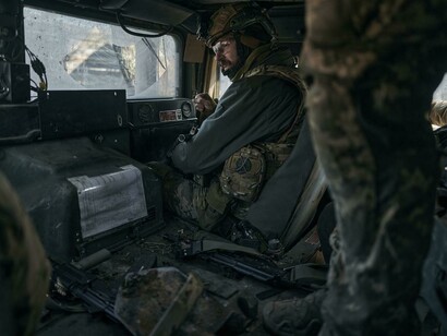 Seit Beginn des russisch-ukrainischen Krieges am 24. Februar 2022 wurden mehr als 18.000 zivile Opfer gemeldet und bis zu 8 Millionen Ukrainer mussten evakuiert werden