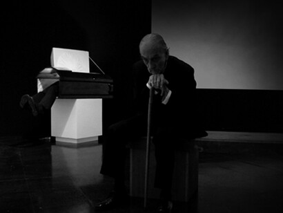 Armando Uribe Arce en Relatos espontáneos para el film Pre-Apocalipsis