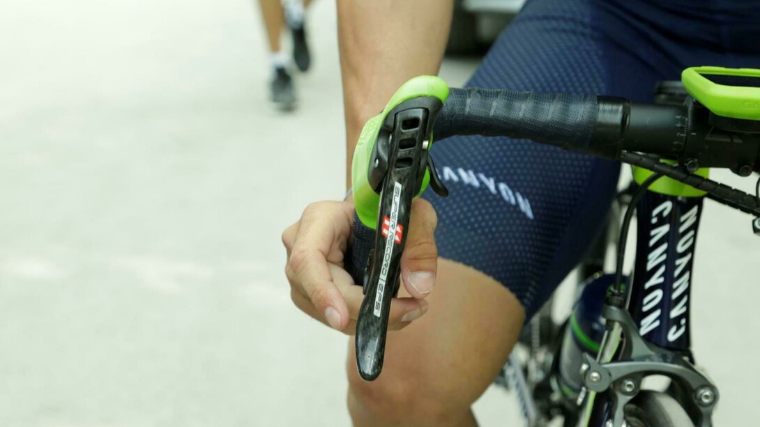 Un ciclista del Movistar Team