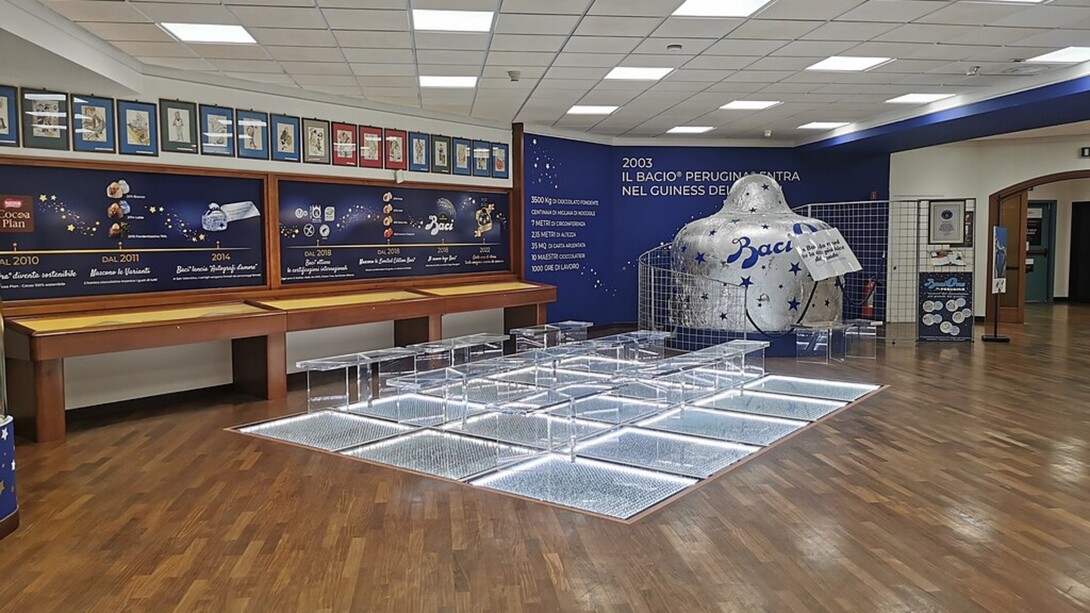 Il museo Perugina è un viaggio emozionante tra passato e presente, che permette di scoprire le origini dei prodotti iconici e l'evoluzione della maestria artigianale