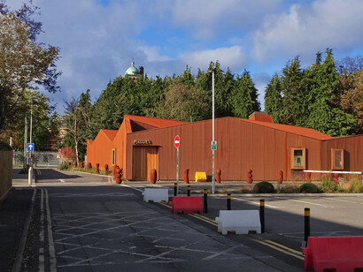 Maggie’s Centre, Cardiff, UK — architects: Dow Jones Architects