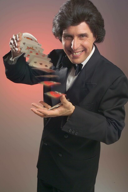 Raul Cremona nei panni di Silvano il mago di Milano, scatto di Roberto Centamore