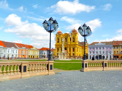 Praça da União, em Timișoara (Romênia)