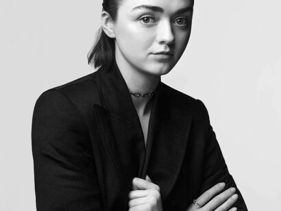 Actor Maisie Williams elegantly displays jewelry from Cartier