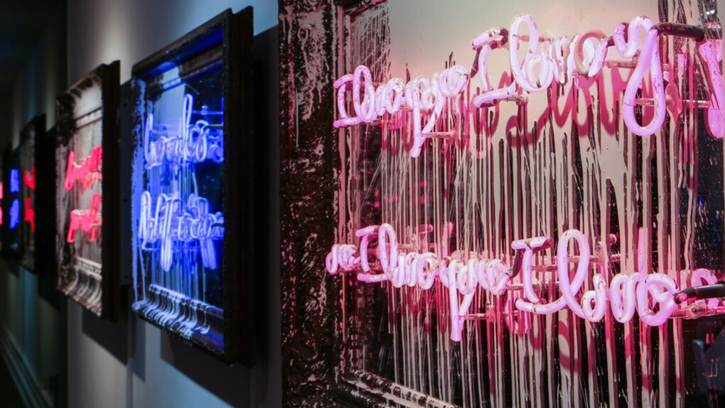 Keep Smiling. Courtesy of Maddox Gallery