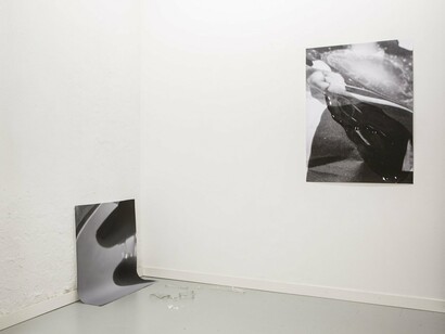 Derby Bakora, Exhibition view. Courtesy of etHall