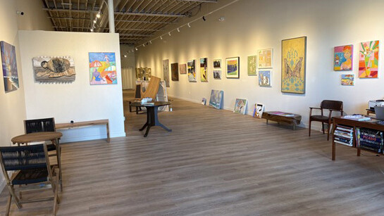 Various artists, Summer breeze: artists by the sea, exhibition view. Courtesy of Montanaro Fine Art