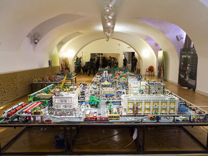 City Booming. Courtesy of Palazzo Giureconsulti 