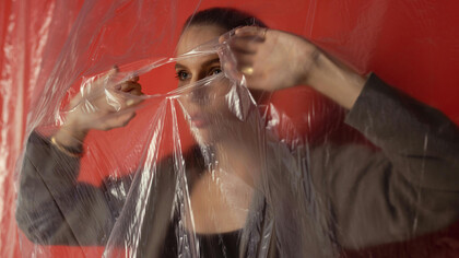 Limites.Imaginons que la limite est ce qui configure un espace, un temps, voire même une perception