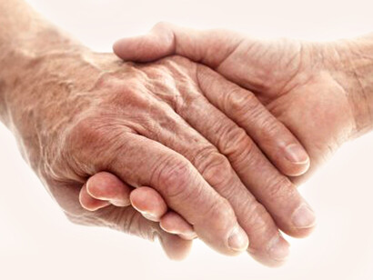 La pérdida de memoria y la confusión son los dos síntomas clave de la enfermedad de Alzheimer