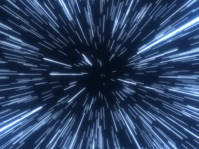 En el siglo XIX, los avances en el electromagnetismo, particularmente con la teoría de James Clerk Maxwell sobre el campo electromagnético, mostraron que las perturbaciones en los campos eléctricos y magnéticos también viajaban a la velocidad de la luz