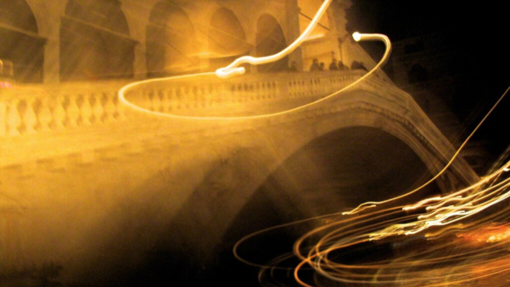 Dancing Souls at Canal Grande. Courtesy of Soho Photo Gallery