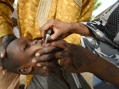 Bill and Melissa Gates Foundation work to eradicate polio in Africa