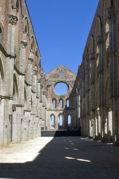 L'Abbazia di San Galgano, scorcio interno