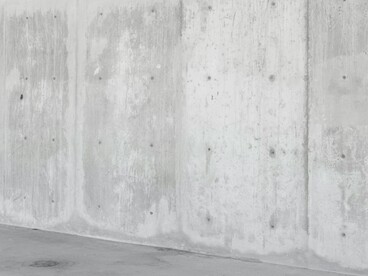 A salvarci, anche nel caos digitale, sono le emozioni spontanee, in particolare quelle positive