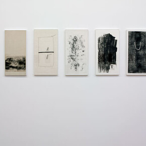 Mira Schendel, Exhibition view. Courtesy of Galeria Frente 