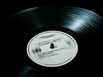 En Shine a Light, Scorsese convierte el registro de un concierto en una declaración de amor al arte del rock