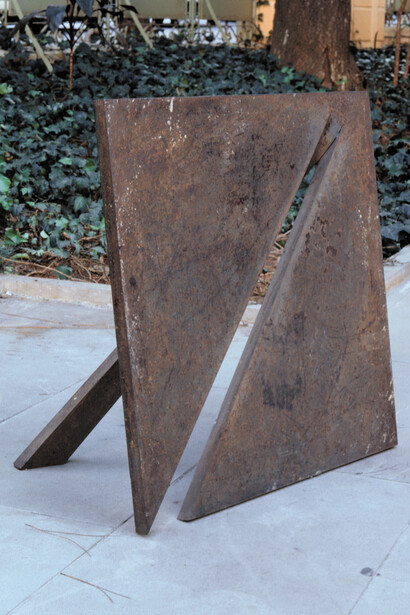 Amílcar de Castro, Sin título, 1971. Cortesía del Museo de Arte Moderno de São Paulo