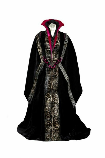Worth Dress, (as worn by the Marchioness of Cholmondeley), House of Charles Frederick Worth, 1922, Private Collection, Photo: Pete Huggins