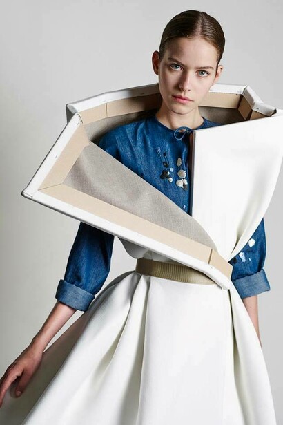 Victor&Rolf. Diseño de la colección "Wearable Art"