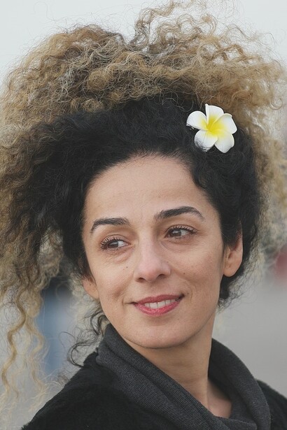 Masih Alinejad. Giornalista e attivista iraniana in esilio, è una delle voci più forti contro il regime iraniano e promotrice della libertà delle donne, nota per la campagna My Stealthy Freedom