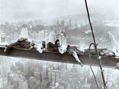 Il lavoro con altre persone richiede di scalare da gruppo a squadra