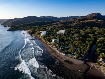 Aerial view of El Zonte Beach in La Libertad, El Salvador, representing the country’s growing appeal as a coastal destination and regional tourism hub