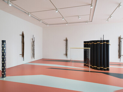 Strips, trunks, trees and dots, exhibition view. Courtesy of Taka Ishii Gallery 