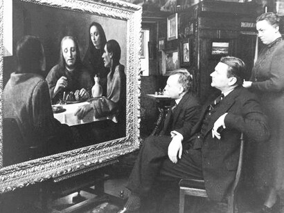 Dirk Hannema, H.G. Luitwieler y Jo van der Meulen, admirando la Cena en la Casa de Emaus, supuestamente pintada por Vermeer