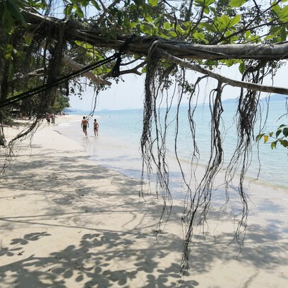 Klong Kloi Beach, ultima spiaggia pubblica nel Sud-Ovest dell'isola