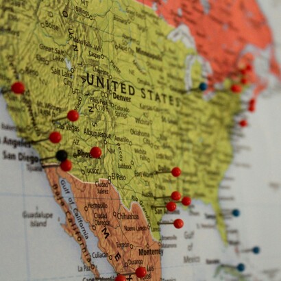 Senza un cambiamento di paradigma, il sistema globale resta intrinsecamente squilibrato