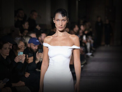 El vestido futurista que lució Bella Hadid en el Fashion Week de Paris en 2022