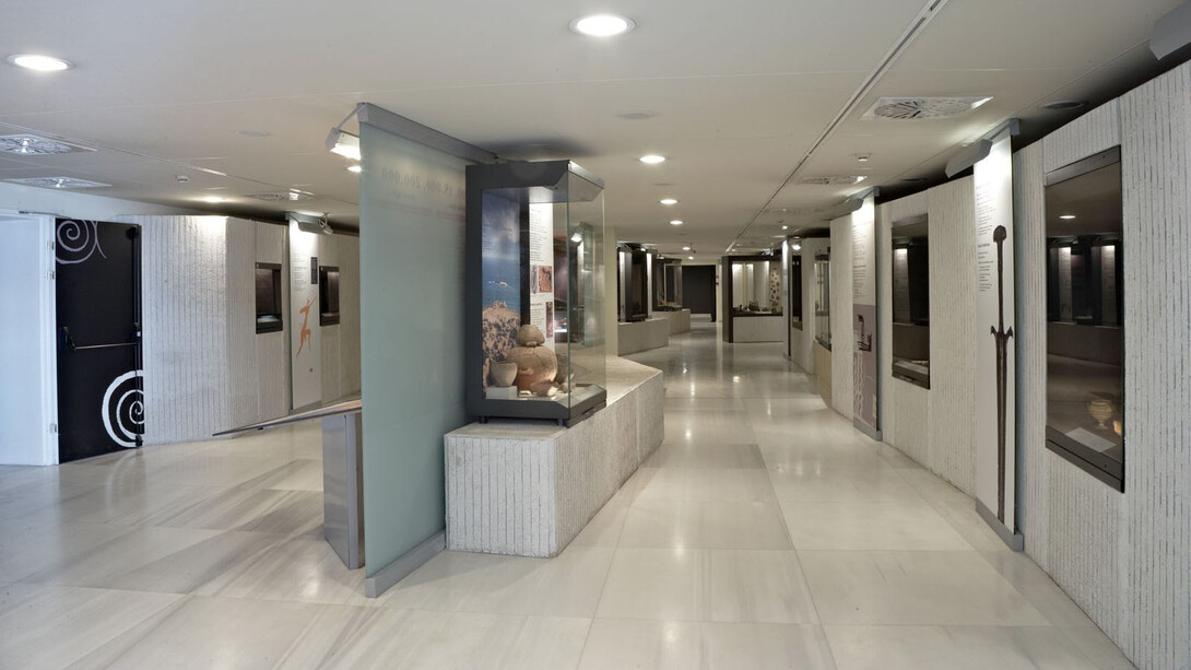Prehistoric Macedonia, exhibition view. Courtesy of Αrchaeological Museum of Thessaloniki