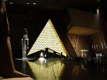 Una delle sale del GEM - Grand Egyptian Museum, Il Cairo, Egitto