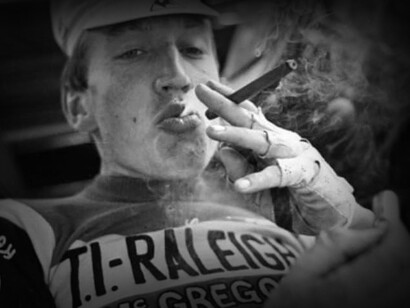 Eddy Merckx, es un exciclista de ruta y pista belga, profesional entre los años 1965 y 1978