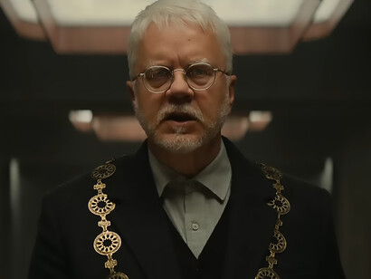 Silo is an American dystopian science fiction television series created by Graham Yost and adapted from Hugh Howey’s Silo trilogy—Wool, Shift, and Dust