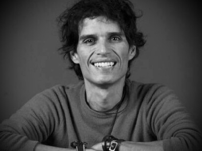 Pedro Suárez-Vértiz recibió su diagnóstico oficial de parálisis bulbar en 2011, a los 42 años de edad