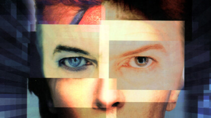 El artista, en la portada de su disco “The Best of Bowie”