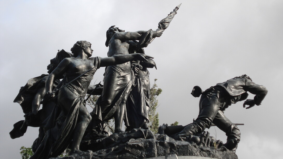 Una parte del Monumento Nacional, en el que se muestra a William Walker huyendo